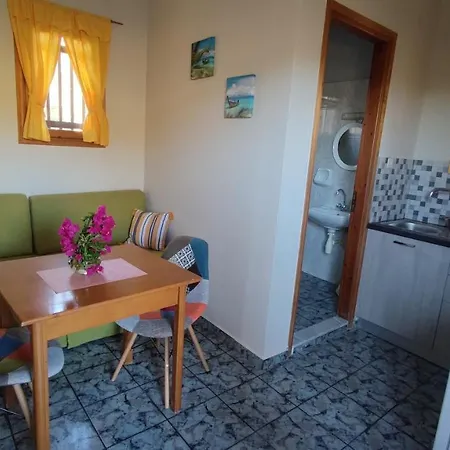 Tramonto Nel Delfini Apartamento