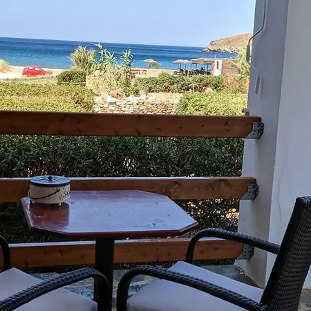 Lägenhet Tramonto Nel Delfini Kini